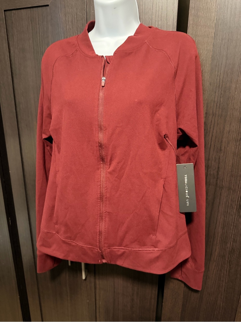 NWT Yogalicious Lux Windsor Wine Full Zip Jacket size XL MSRP $88 - Picture 4 of 10